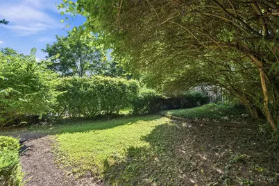6239 Crestview Place, Cincinnati, OH 45230 - Photo 9