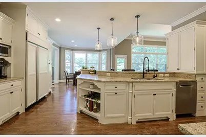 7940 Shawnee Run Road, Indian Hill, OH 45243 - Photo 21