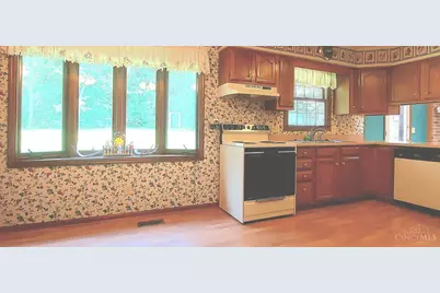 5790 Squirrelsnest Lane, Colerain Township, OH 45252 - Photo 5