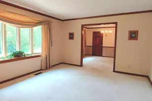 5790 Squirrelsnest Ln, Colerain Township, OH 45252 - Photo 7