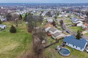 11835 Wincanton Dr, Colerain Township, OH 45231 - Photo 17