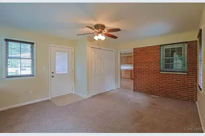 4520 Eisenhower Place, Middletown, OH 45042 - Photo 9
