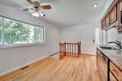 1063 Newcastle Drive, Springfield Township, OH 45231 - Photo 5