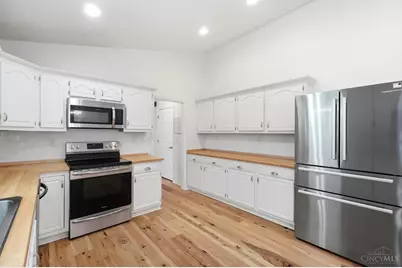 1055 Middleboro Road, Washington Township, OH 45054 - Photo 11