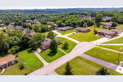 6827 Perinwood Drive, Green Township, OH 45248 - Photo 37