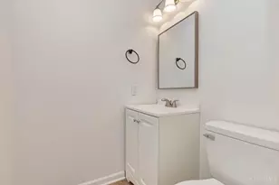 6827 Perinwood Dr, Green Township, OH 45248 - Photo 27