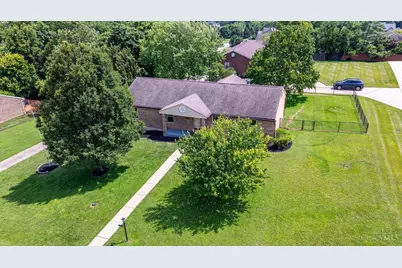 6827 Perinwood Drive, Green Township, OH 45248 - Photo 35