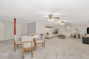 6827 Perinwood Dr, Green Township, OH 45248 - Photo 23