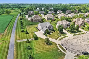 1350 Clydesdale, Centerville, OH 45458 - Photo 35