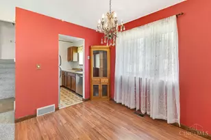 121 Farmington Dr, Hamilton, OH 45013 - Photo 9