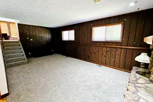 121 Farmington Dr, Hamilton, OH 45013 - Photo 17