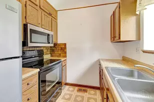 121 Farmington Dr, Hamilton, OH 45013 - Photo 11