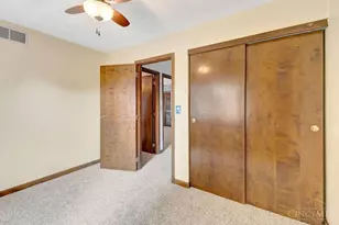 121 Farmington Dr, Hamilton, OH 45013 - Photo 11