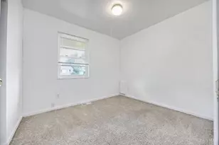 10915 Tangleberry Ct, Springfield Township, OH 45240 - Photo 9