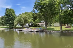 502 Waynoka Dr, Franklin Township, OH 45171 - Photo 13