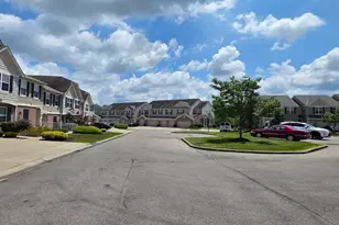 1002 Lost Crossing, Springfield Township, OH 45231 - Photo 37