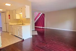 5592 Regimental Pl, Cincinnati, OH 45239 - Photo 7