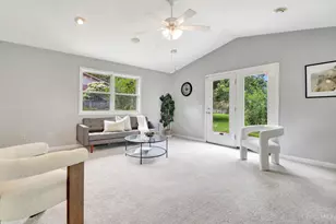 5953 Mindy Dr, Fairfield Township, OH 45011 - Photo 11