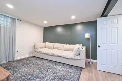 164 S Grove Avenue, Wyoming, OH 45215 - Photo 33