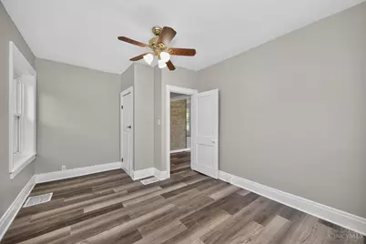 904 Locust Corner Road, Pierce Township, OH 45245 - Photo 11
