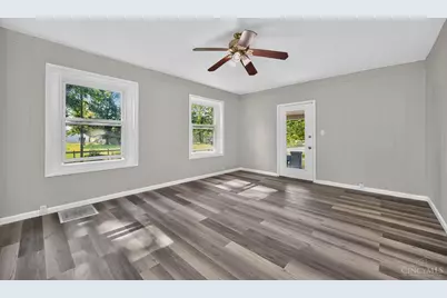 904 Locust Corner Road, Pierce Township, OH 45245 - Photo 9