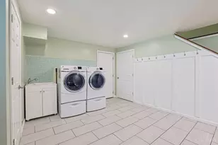 557 Tusculum Ave, Cincinnati, OH 45226 - Photo 31