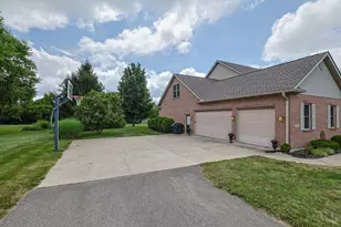 1862 Pence Ridge Ct, Turtle Creek Township, OH 45036 - Photo 73