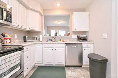 5795 Heights Court, Cincinnati, OH 45247 - Photo 11