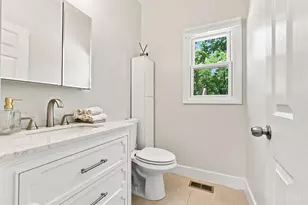 1328 Bedfordshire Dr, Miami Township, OH 45140 - Photo 25