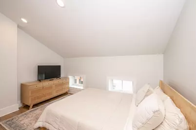 915 Vine Street #401, Cincinnati, OH 45202 - Photo 19