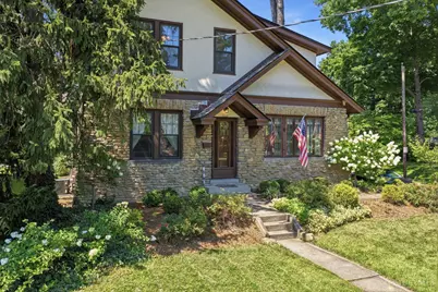 3841 Hyde Park Avenue, Cincinnati, OH 45209 - Photo 3