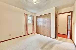 8043 Dimmick Rd, West Chester, OH 45241 - Photo 9
