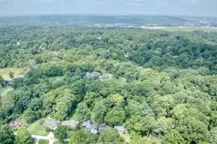 1741 Bloomingdale Ave, Cincinnati, OH 45230 - Photo 29