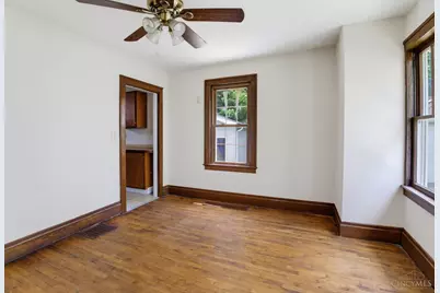 6278 Collegevue Place, Cincinnati, OH 45224 - Photo 13