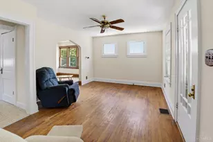 6278 Collegevue Pl, Cincinnati, OH 45224 - Photo 11