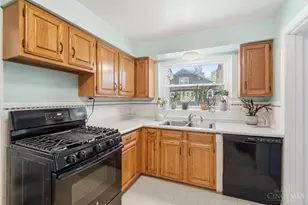 1518 Maple Ave, Cincinnati, OH 45215 - Photo 19