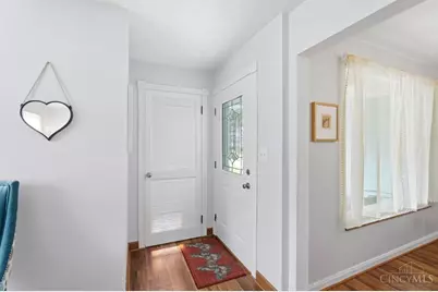 1518 Maple Avenue, Cincinnati, OH 45215 - Photo 9