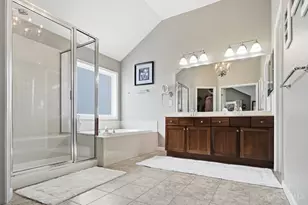 8603 Kempton Ln, Hamilton Township, OH 45039 - Photo 39