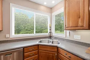8603 Kempton Ln, Hamilton Township, OH 45039 - Photo 21