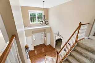8603 Kempton Ln, Hamilton Township, OH 45039 - Photo 11
