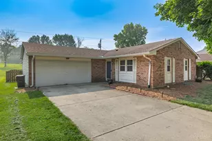 231 Heather Way, Middletown, OH 45042 - Photo 1