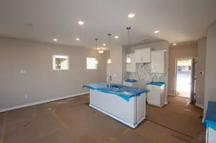 7247 Grandpoint Dr, West Chester, OH 45040 - Photo 5