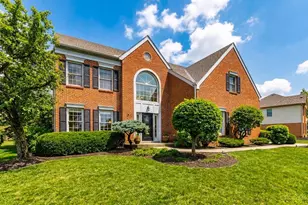 8067 Hunters Ridge Dr, West Chester, OH 45069 - Photo 5