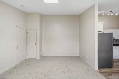 9516 Woodland Hills Drive, West Chester, OH 45011 - Photo 3