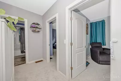 5207 Hunter Avenue, Cincinnati, OH 45212 - Photo 21