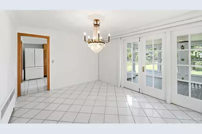 3841 Kilbourne Avenue, Cincinnati, OH 45209 - Photo 9