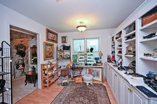 741 Woodfield Dr, Cincinnati, OH 45231 - Photo 27