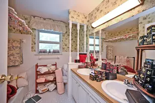 741 Woodfield Dr, Cincinnati, OH 45231 - Photo 35