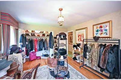 741 Woodfield Drive, Cincinnati, OH 45231 - Photo 37