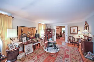 741 Woodfield Dr, Cincinnati, OH 45231 - Photo 9